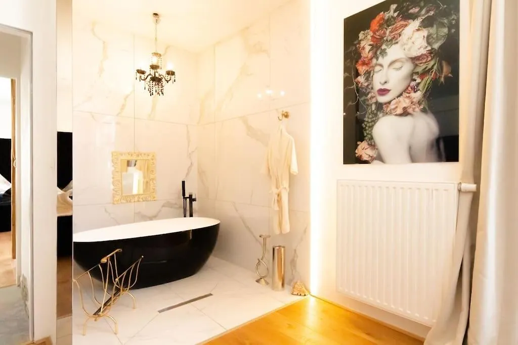 Xuba Apartmentrooms I Wien Messe Prater I Kuechenzeile 0*, Vienna