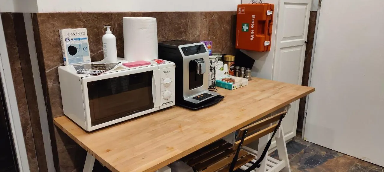 Xuba Apartmentrooms I Wien Messe Prater I Kuechenzeile 0*, Vienna Austria